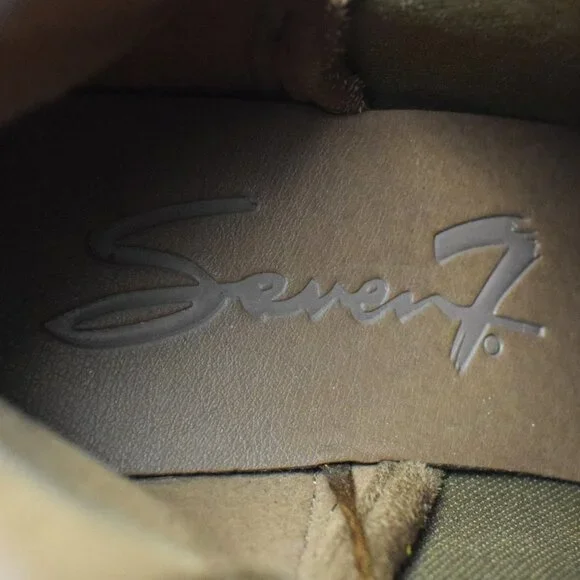 NWT SEVEN7 Vegan Suede Soho Ankle Booties Size 6 - Picture 11 of 12